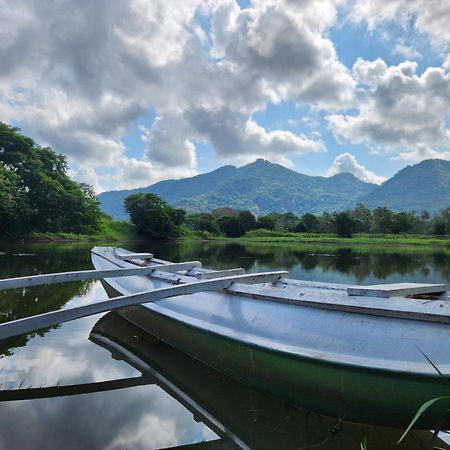 Samabe Lake Dambulla Exterior foto